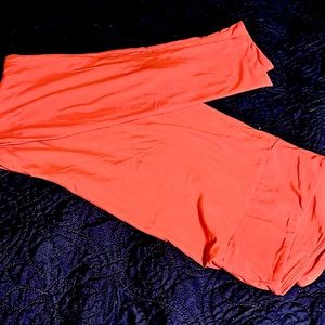 TC Lularoe Pink Legging